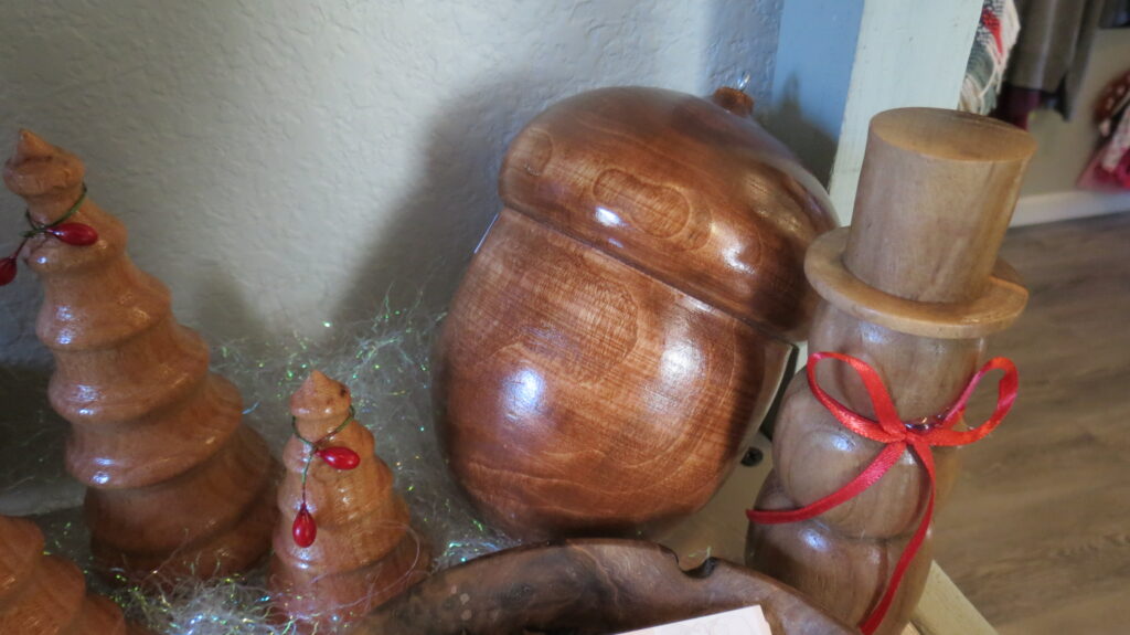 Items turned on a lathe by hand Holiday